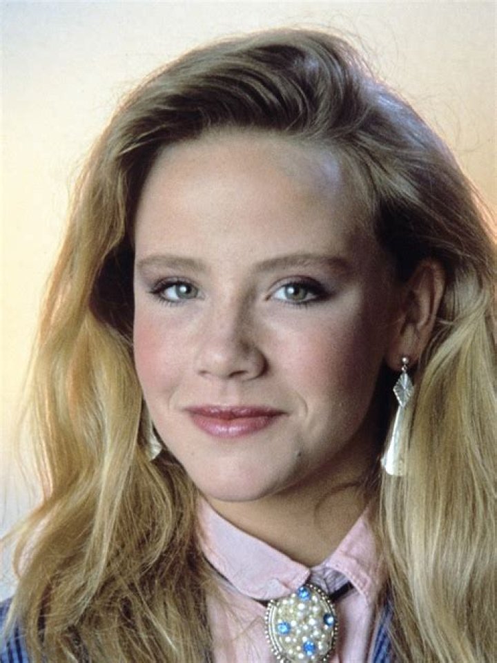 A Deep Dive into Amanda Peterson's Life and Legacy