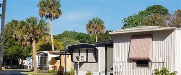 Dixie's Trailer Park: A Unique Slice of Americana
