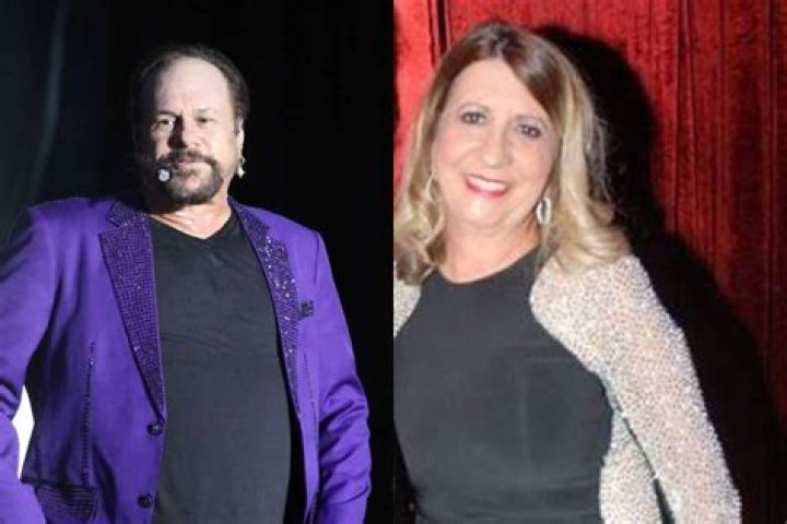 Harry Wayne Casey's Wife: An Unveiling of His Marital Journey