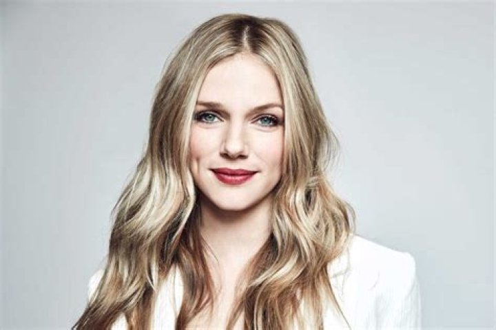 How Rich is Tracy Spiridakos? Exploring the Actress's Wealth