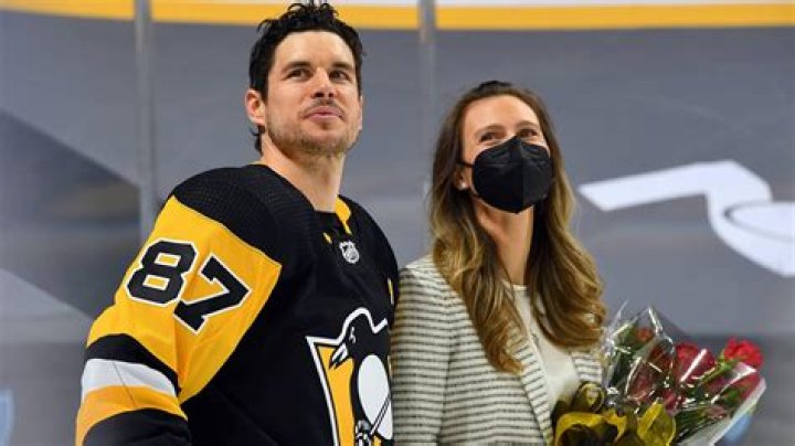 Meet Sidney Crosby's Life Partner: Uncovering the Love Story Behind the Hockey Superstar