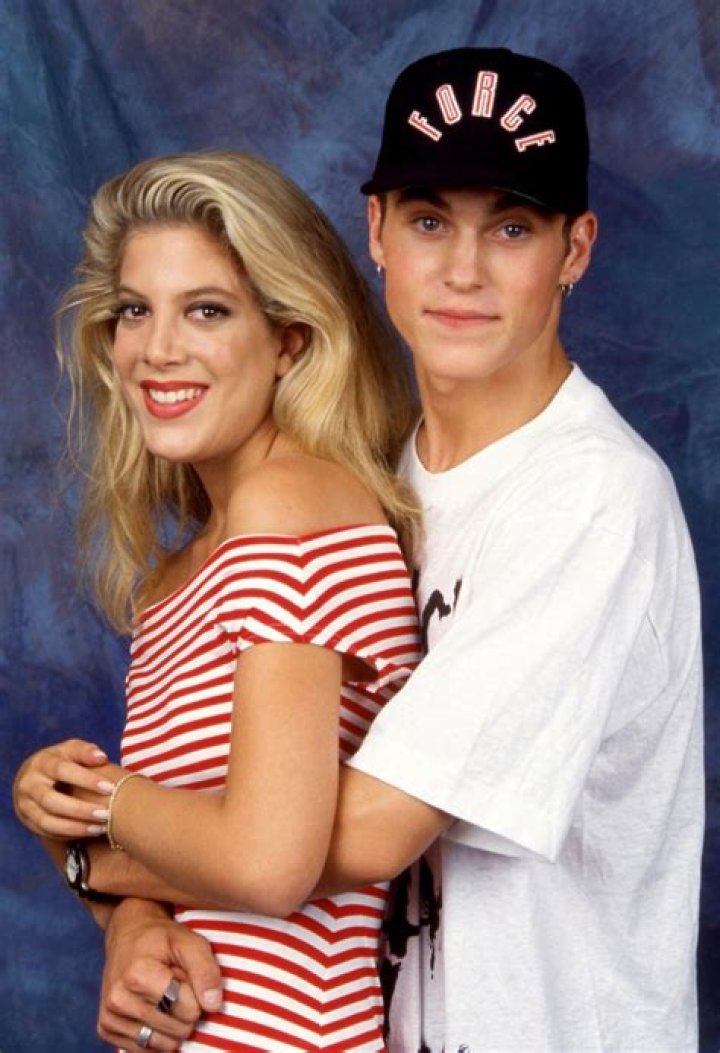 Unraveling the Love Life: Who is Tori Spelling Dating?