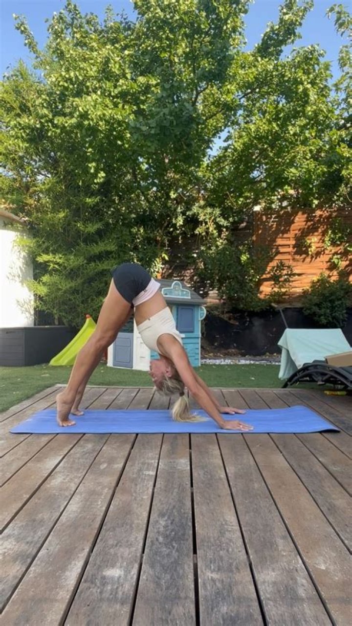 Unveiling the Life of Aurore Delplace: A Journey Through Art and Expression