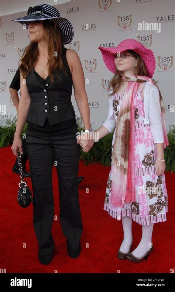 Unveiling the Life of Gretchen Wilson's Daughter: What Does She Do?