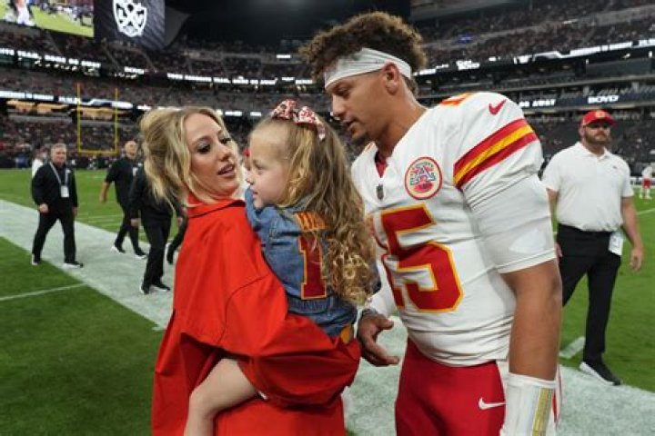 Unveiling the Life of Jimmy Graham's Wife: A Journey Beyond Football