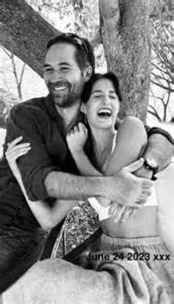 Unveiling the Love Life of Manuel Garcia-Rulfo: Is He Married?