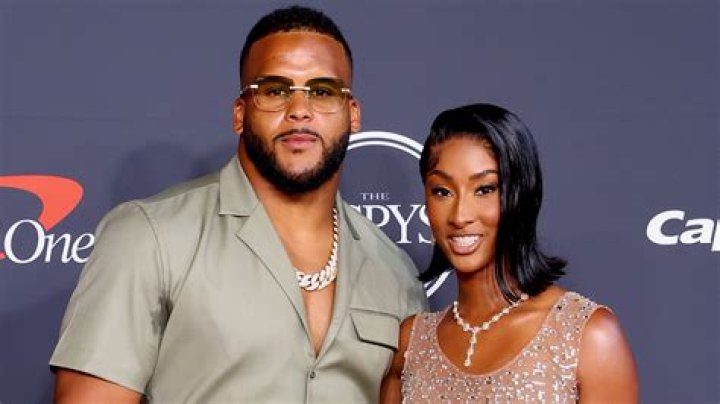 Who is Aron Donald's Wife? Discover the Life Partner of the Rams Star
