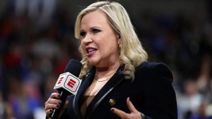 Who is Holly Rowe's Husband? - The Ultimate Guide